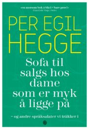 Sofa til salgs hos dame som er myk å ligge på